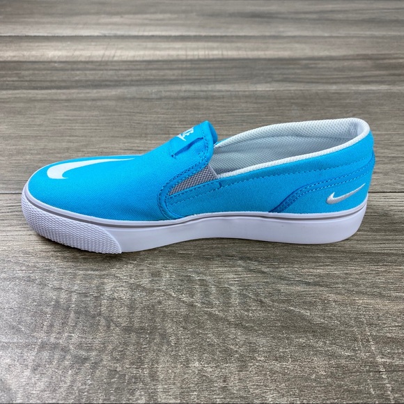 Nike Youth Toki Slip ons - Picture 2 of 6